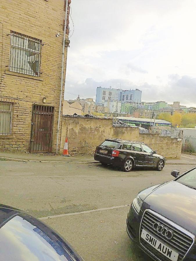 Double Room Close To Bradford University And City Centre Zewnętrze zdjęcie