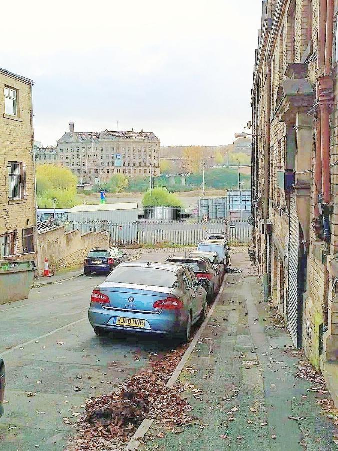 Double Room Close To Bradford University And City Centre Zewnętrze zdjęcie